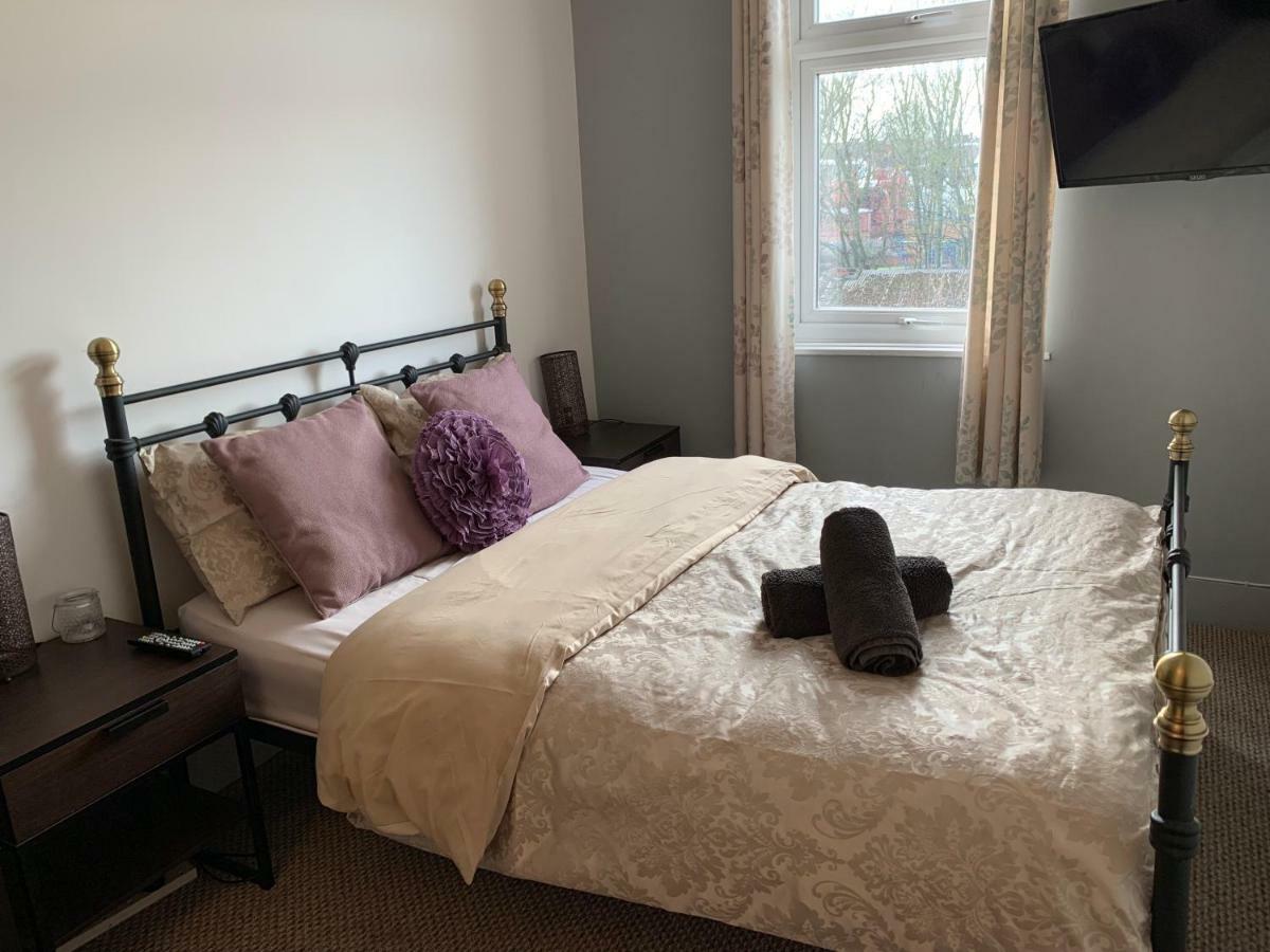 Fuller Rooms Kettering Esterno foto